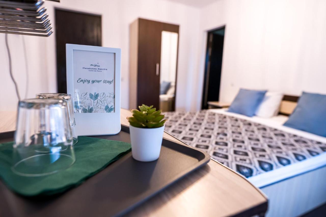 Hotel Pensiunea Xandra Corbi Zewnętrze zdjęcie