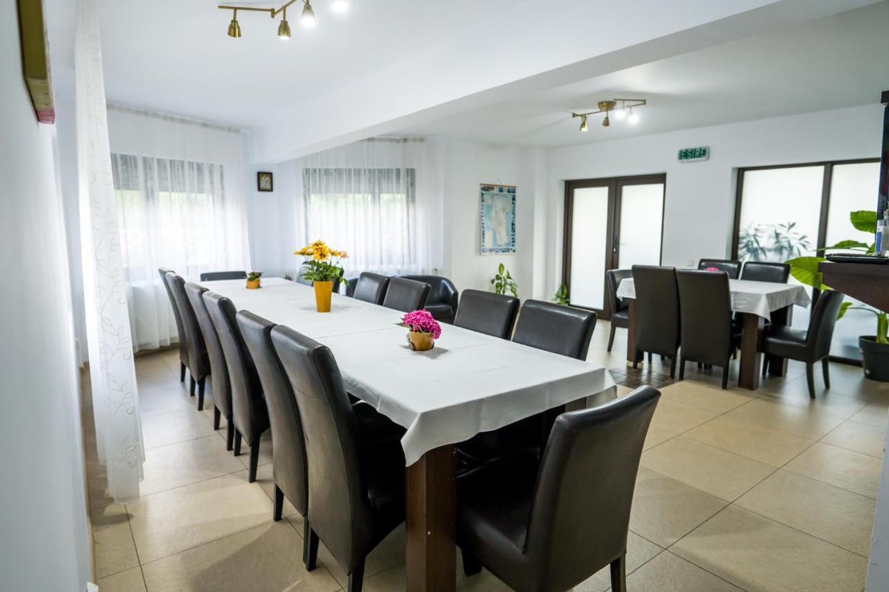 Hotel Pensiunea Xandra Corbi Zewnętrze zdjęcie